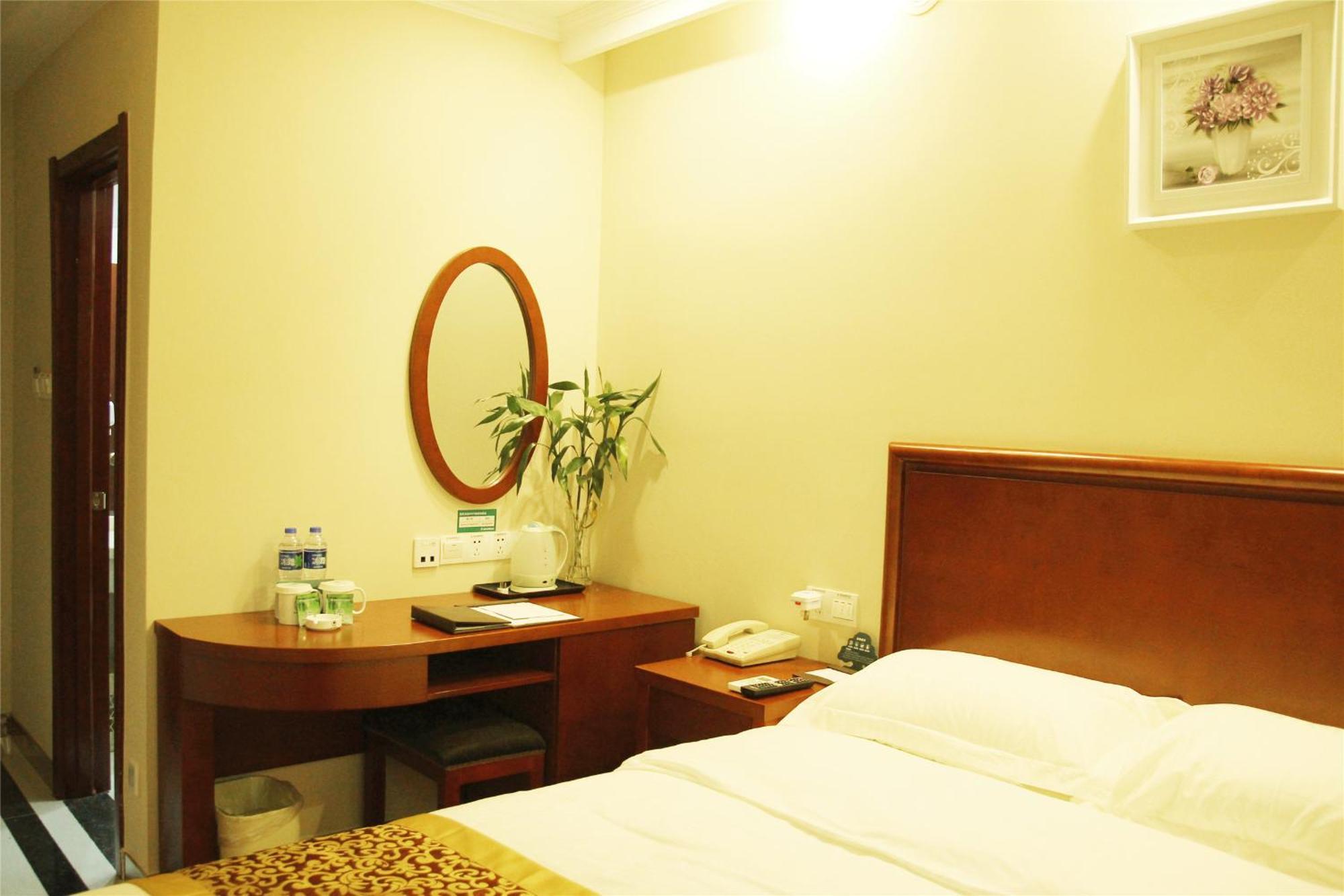 Greentree Inn Anhui Huaibei Renmin Road Business Hotel Kültér fotó